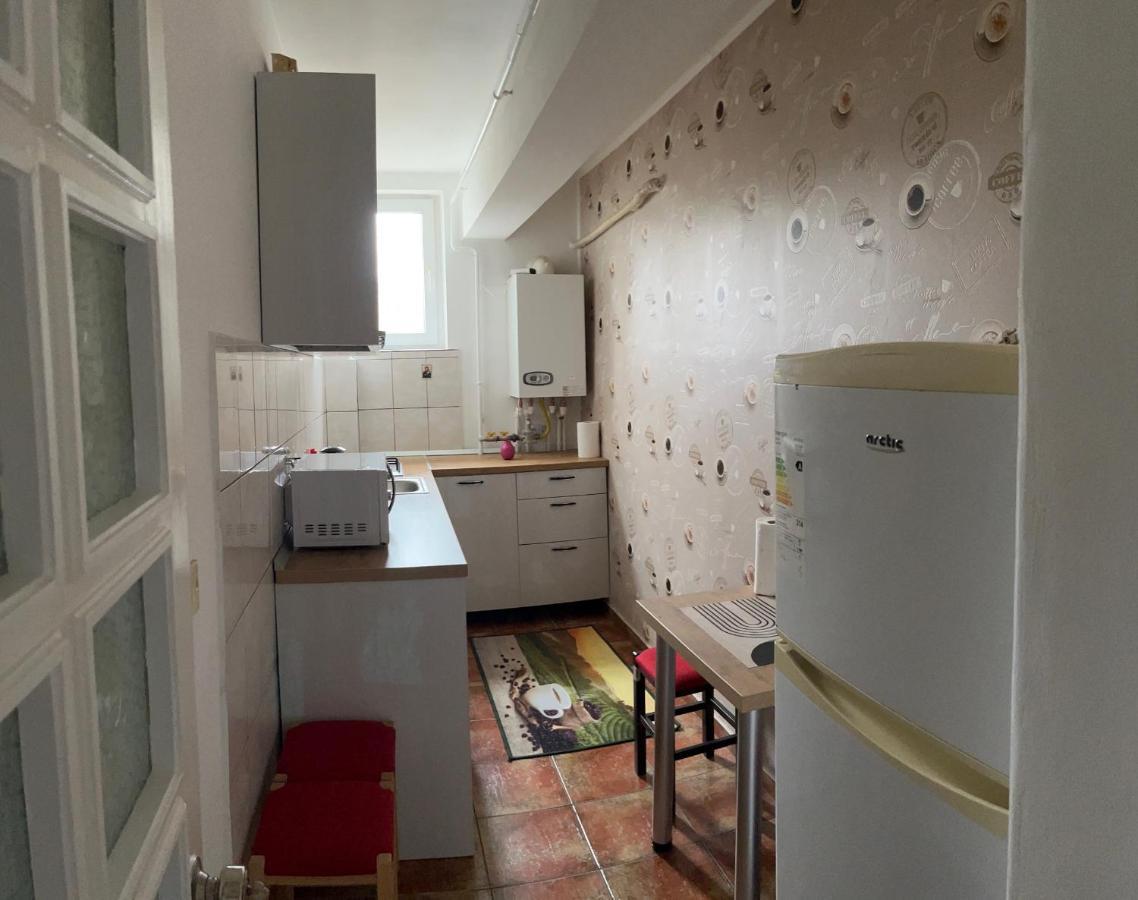 Linna Apartament Galaţi Exterior foto